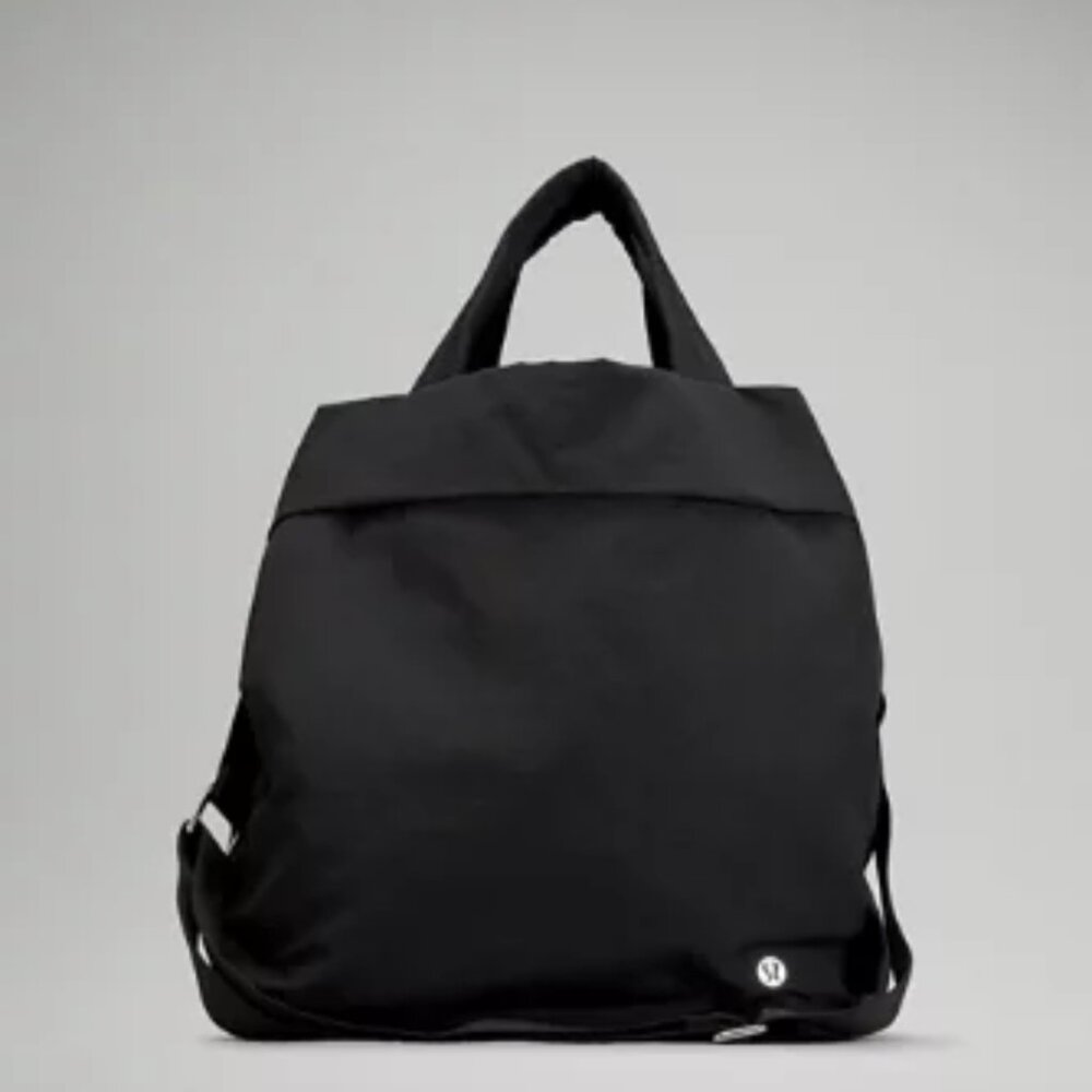 lululemon On My Level Bag 2.0 - USED ONCE